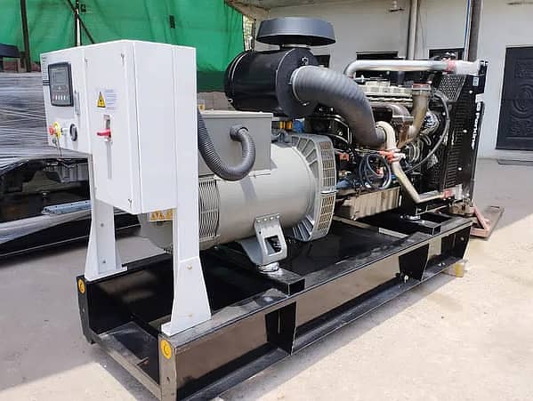 Diesel Generator 200KVA Perkins Made in UK with Leroy Somer Alternato 15