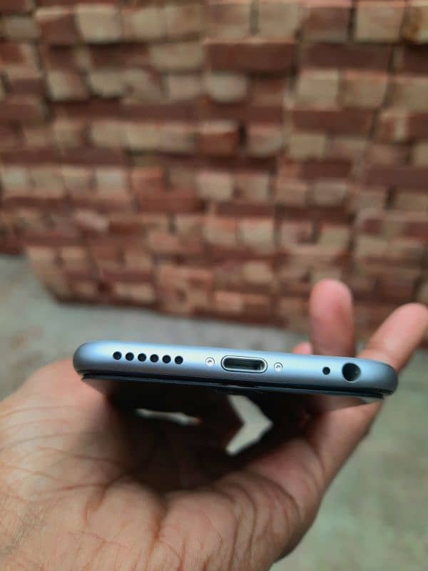 iPhone 6 in Lush Condition No Any Fault 100% Original Hai 7