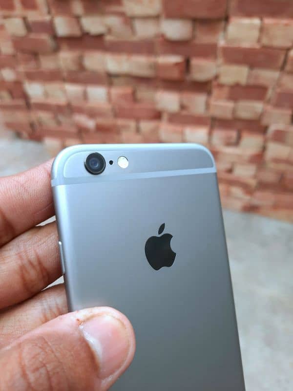 iPhone 6 in Lush Condition No Any Fault 100% Original Hai 8