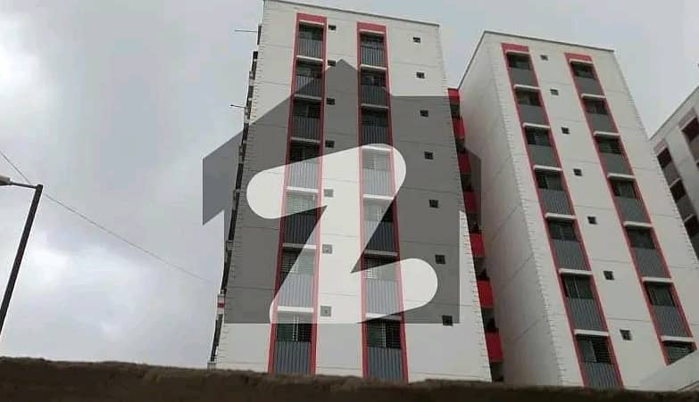 Corner 900 Square Feet Flat For Sale Available In Gulshan-E-Iqbal Town 4