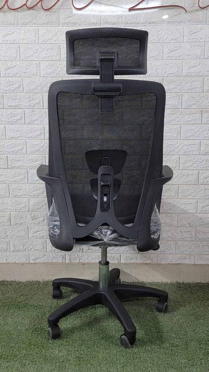 Computer Chairs/Revolving chairs - Office Chair for sale in karachi 3