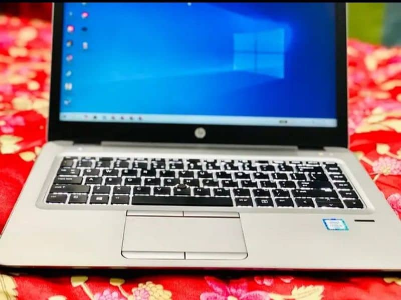 HP Elite book 840 g3 0