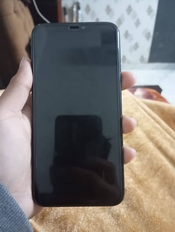 iPhone 11 pro max 6