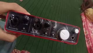 Focusrite Scarlett Solo Audio Interface with 2 MIC