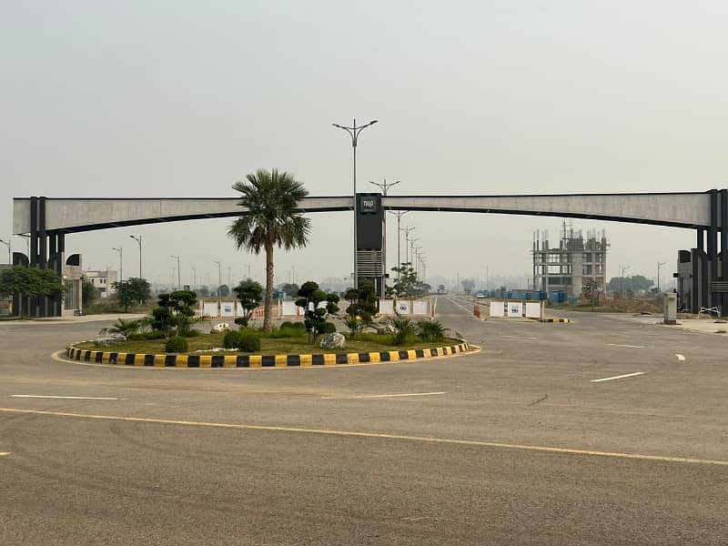 PHASE-8 BLOCK Z3 PLOT AVAILABLE Near to Park Hospital Main Road 3