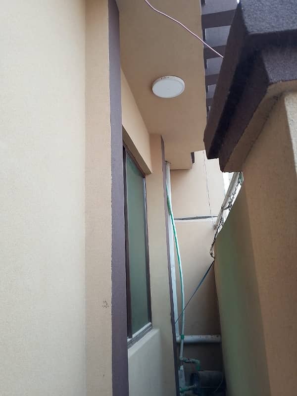 5 Marla House For Sale In Janjua Town 6