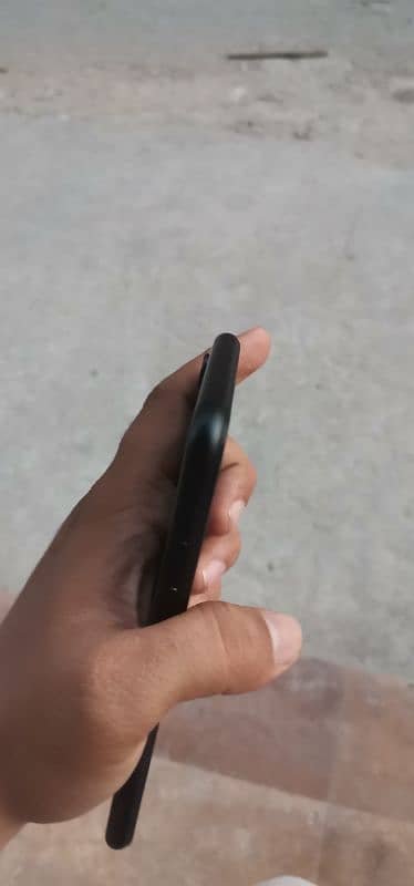 I phone xr 128gb non pta factory unlock true tone OK face I'd ok 3