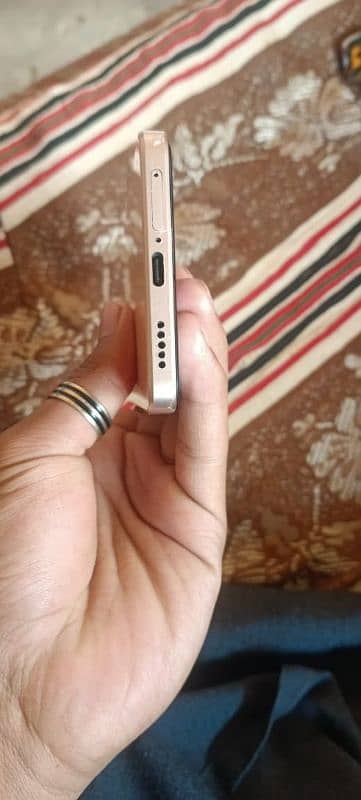 Vivo v29e 5g 10by10 condition all parts it's ok 4