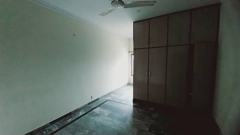 5 Marla Beautiful Flat For Rent 2