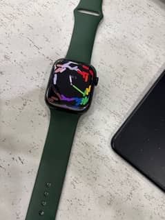 Apple watch series 7 olive green color 10/10