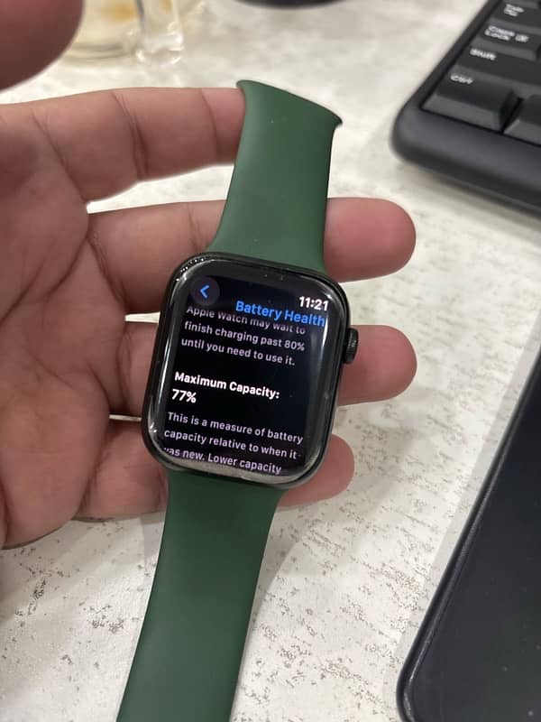 Apple watch series 7 olive green color 10/10 3