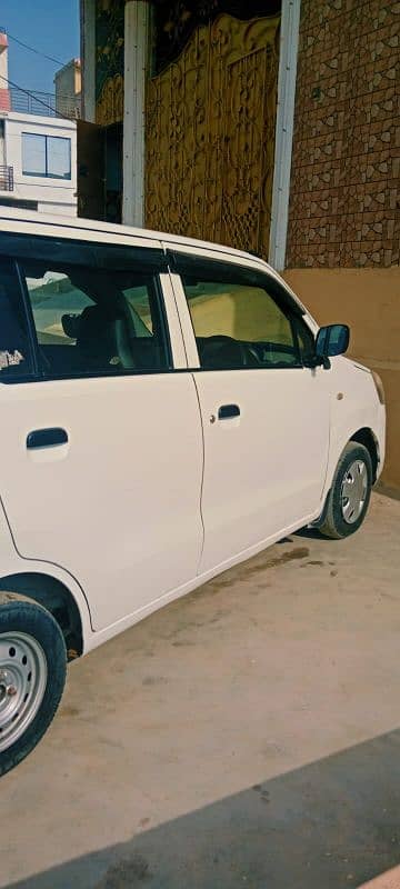 Suzuki Wagon R 2016 3