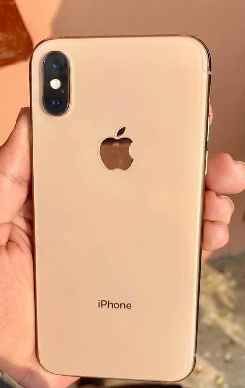 iphone xs gold 64gb factory unlock. waterpack 3