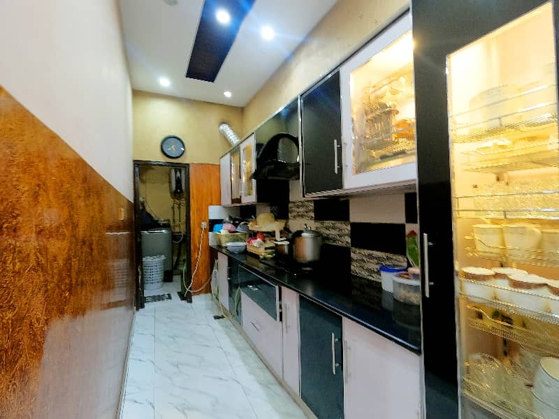 Your Search For Prime Location House In Gulshan-E-Ravi Ends Here 9