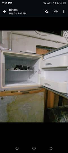 dowlance fridge for sale