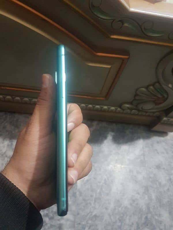 One Plus 8T in lush condition 12GB/256GB 3