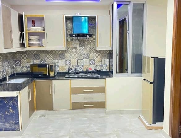 400 Square Feet Flat Is Available In Affordable Price In Bahria Town - Sector C 4