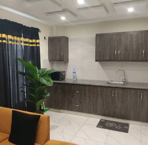 500 Square Feet Flat For rent Is Available In Bahria Town - Sector C 7