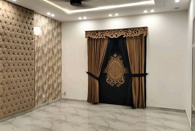 In Bahria Town - Sector C House For rent Sized 5 Marla 2