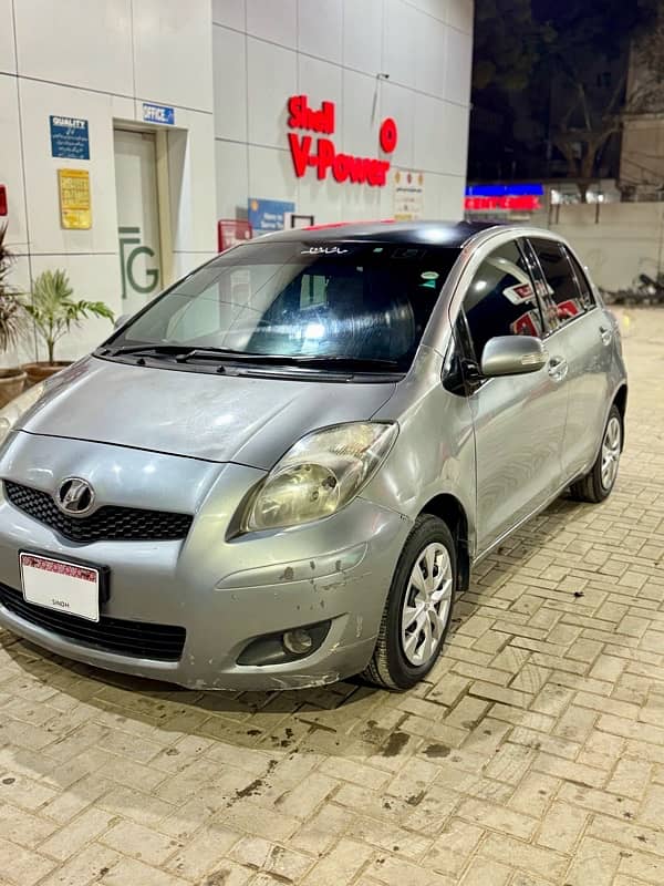 Toyota Vitz 2010 1