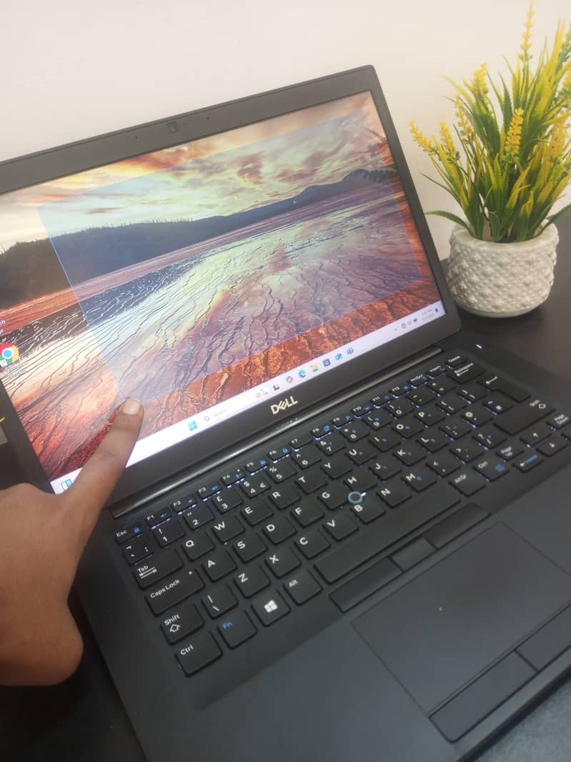 Dell Latitude 7490 Core i5 8th Generation With IPS Touch Screen 2