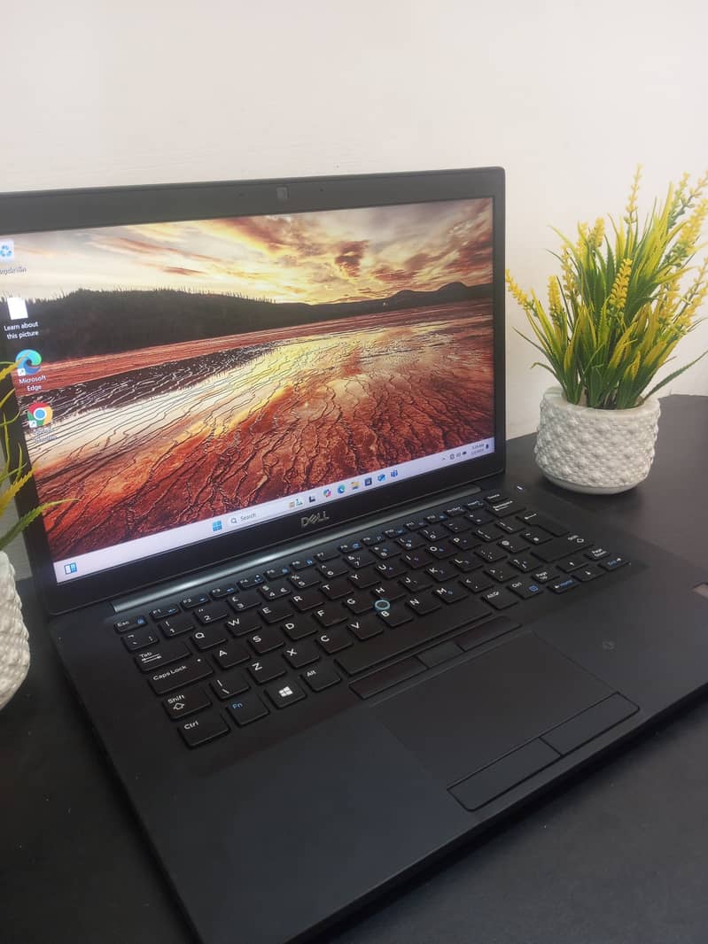 Dell Latitude 7490 Core i5 8th Generation With IPS Touch Screen 4