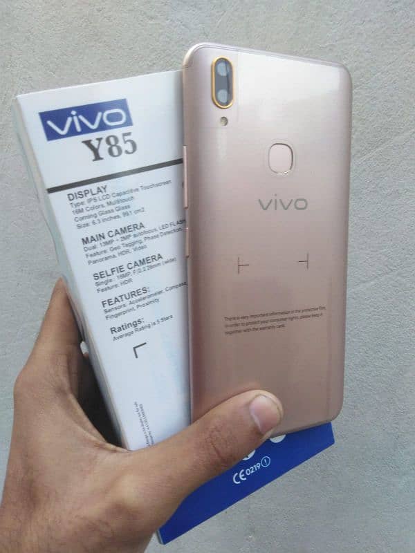 vivo y85  0328/0200/456 cll or whatsapp 1