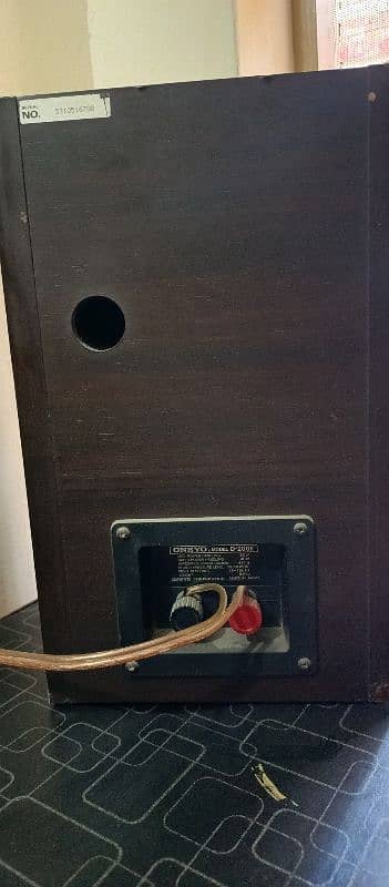 Onkyo speaker model no. D. 200 3