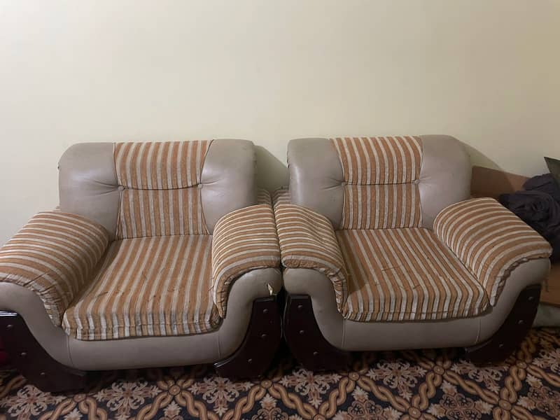 7 seater sofa set with center table 4