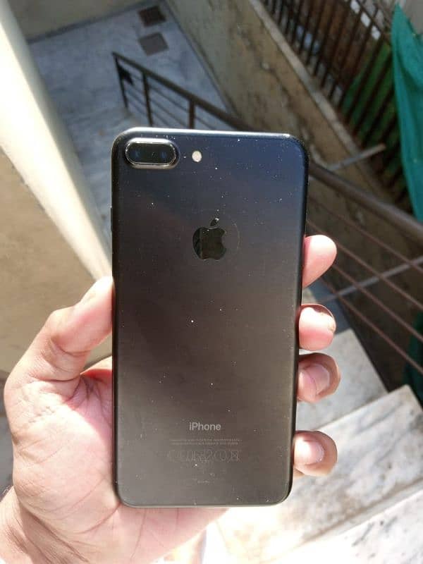 iphone 7 plus Argent sale need money Whatsapp {03207756881} 6