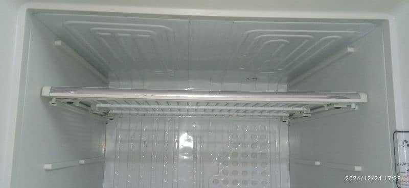 Dowlance Large size Refrigerator 1