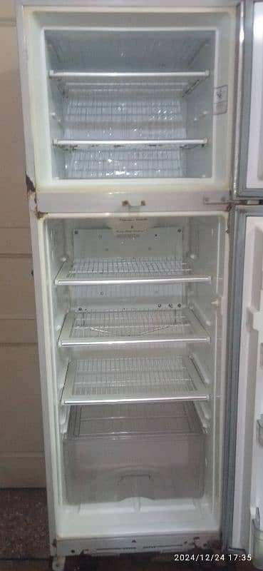 Dowlance Large size Refrigerator 6