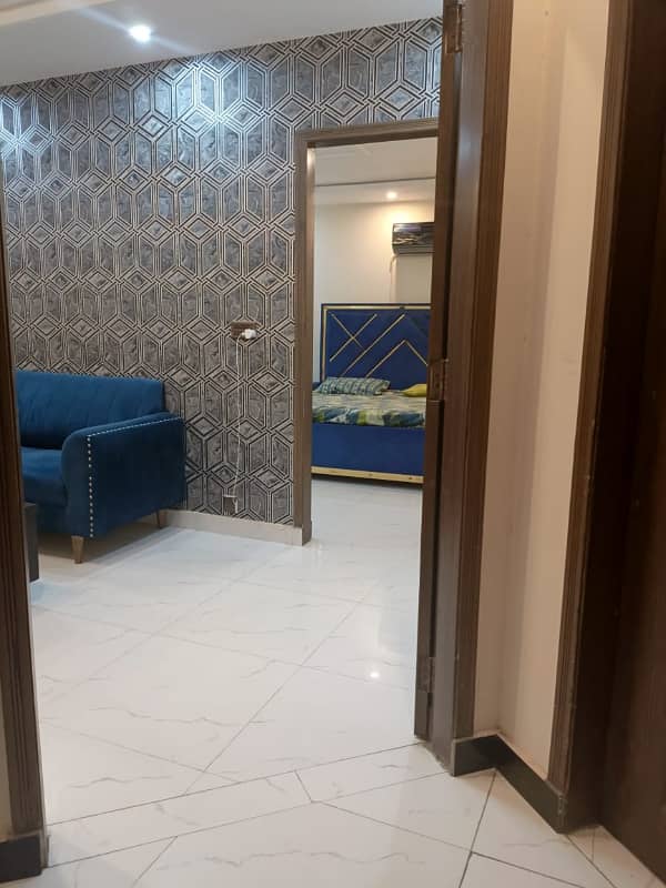 1 BEDROOM FURNISHED APARTMENT IS AVAILABLE FOR RENT IN BAHRIA TOWN LAHORE 2