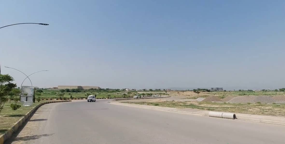 2250 Square Feet Residential Plot Is Available For Sale In Qurtaba City 6