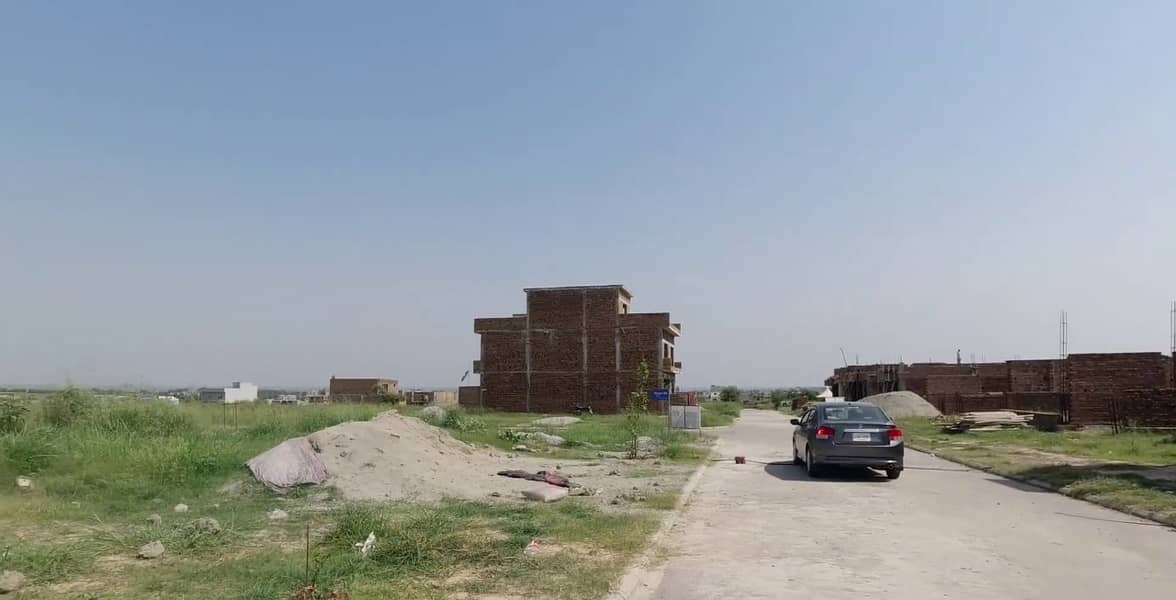 2250 Square Feet Residential Plot Is Available For Sale In Qurtaba City 3