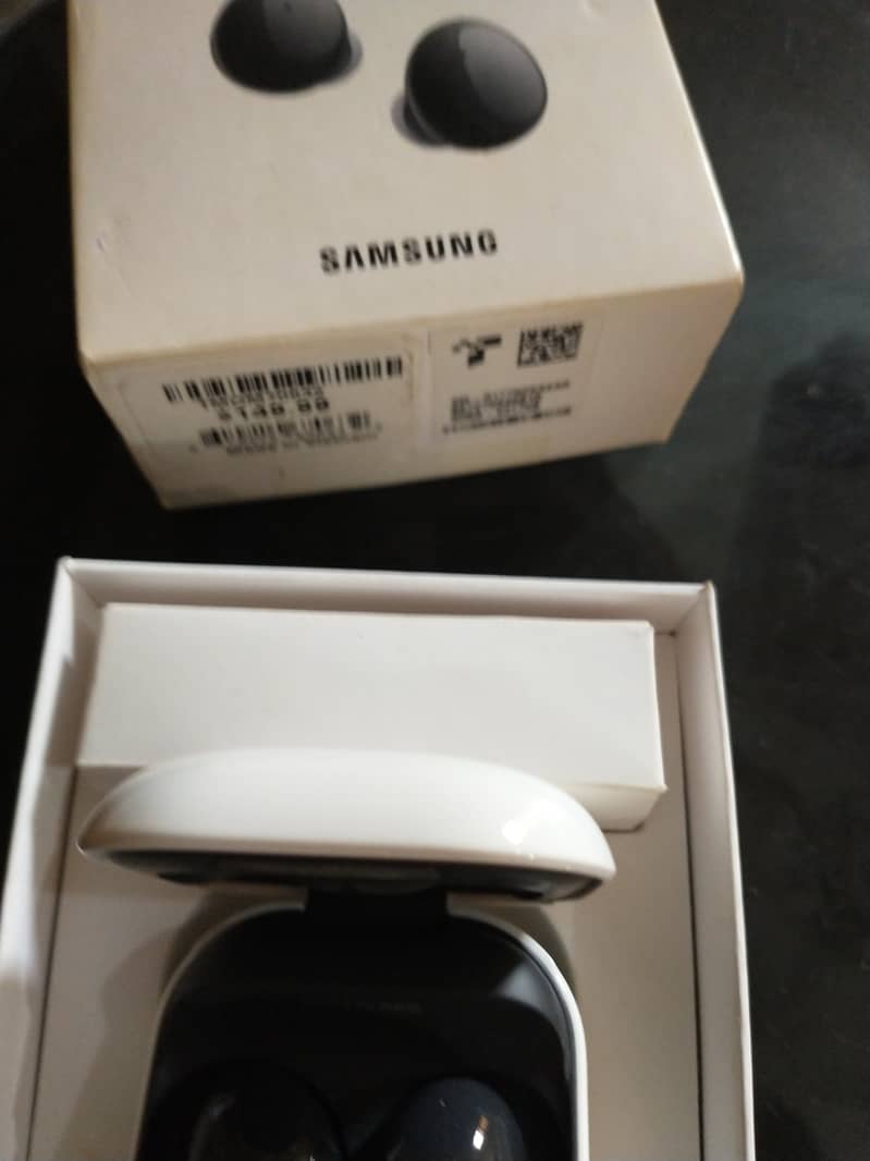 Samsung Galaxy Buds 2 1