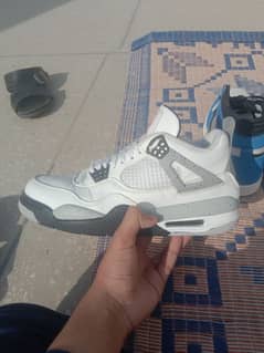 Air Jordan 4 white cement new condition