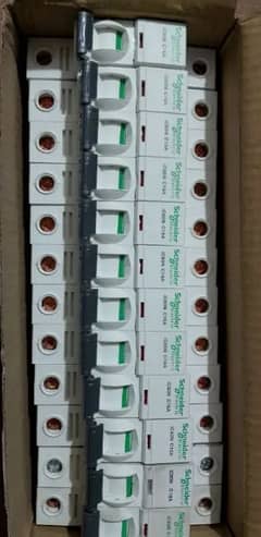 12Pice 16 Amp +12Pice 20 Amp