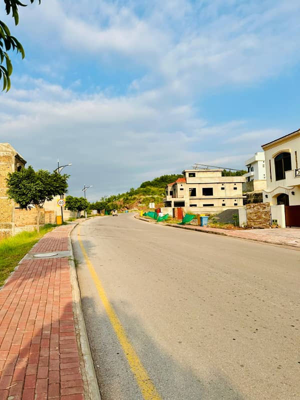 Sector: N, 11 Marla plot for sale All charge paid bahria enclave Islamabad 3