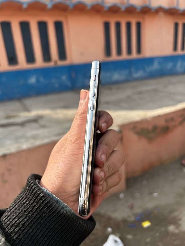 iPhone 11 pro pta approved 10/10 256 GB 1