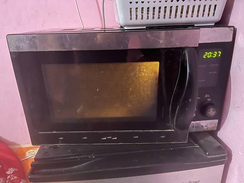 dowlance mircro waves oven multi functions 2