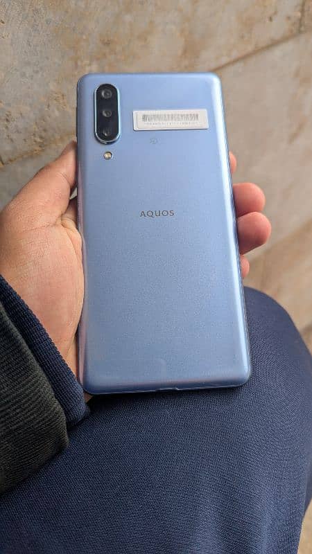 Aquos zero 5g basic 1