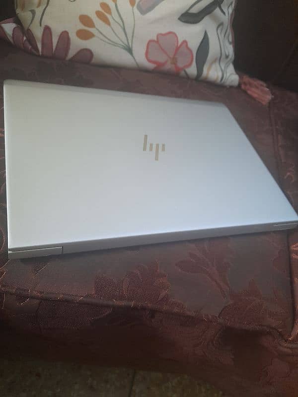 HP elitebook 840g5 2