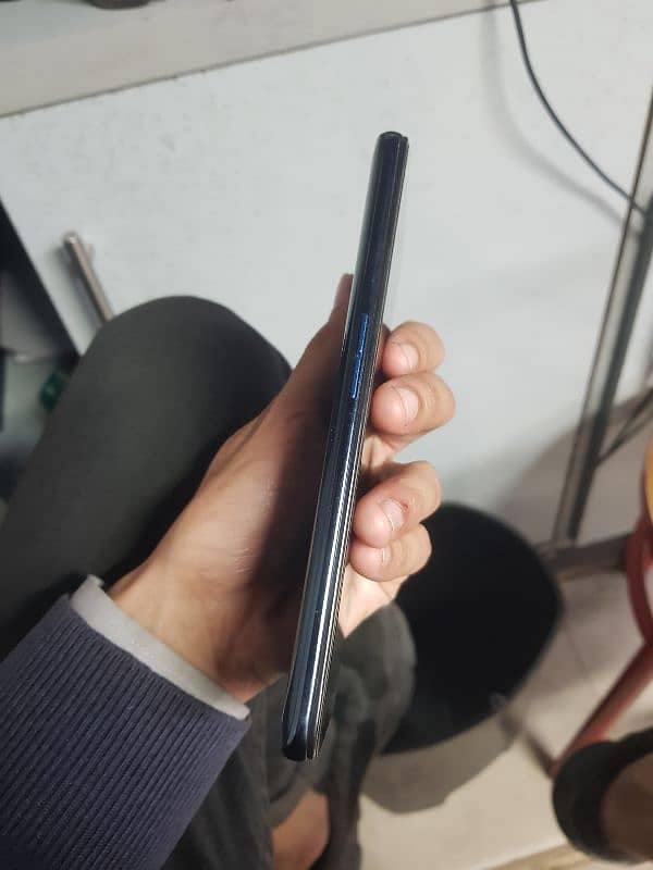 oppo reno 2zf 6