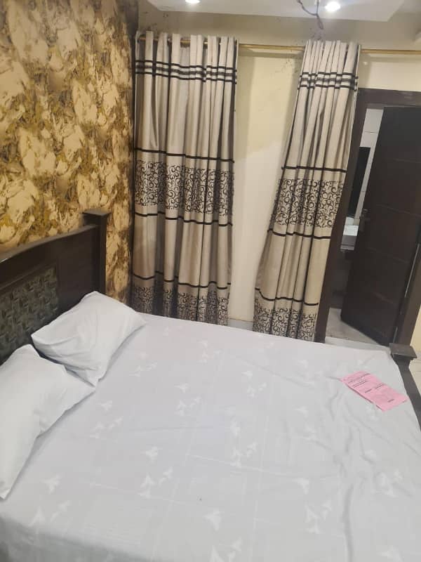 1 BEDROOM FURNIHSED APARTMENT IS AVAILABLE FOR RENT IN BAHRIA TOWN LAHORE 4