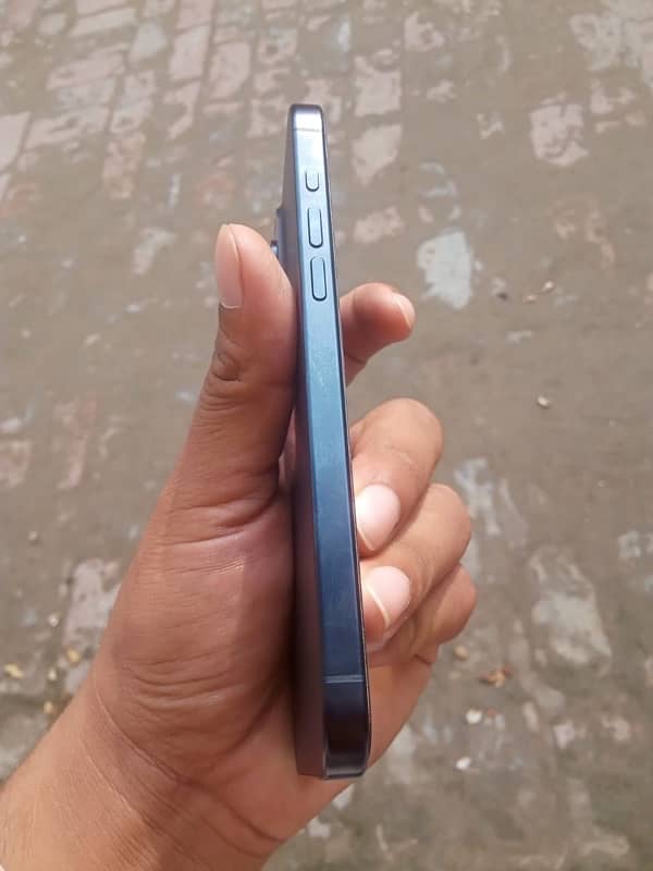 i phone 15 pro max jv 256gb urgent sale 0