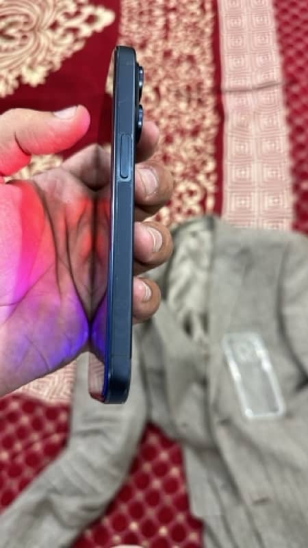 Iphone 15 pro non PTA 2