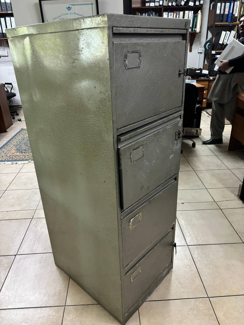 Steel Cabinet 4 Drawer For Sale 8