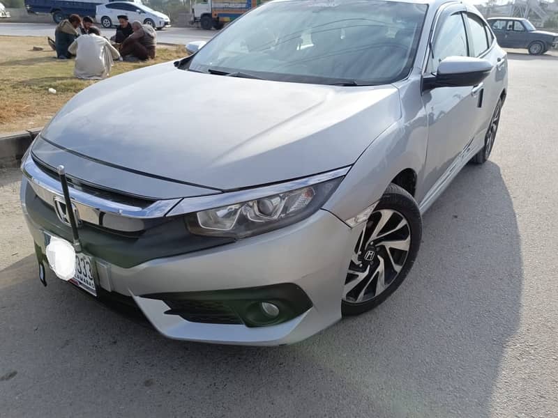 Honda Civic Oriel 1.8 Model 2017/18 1