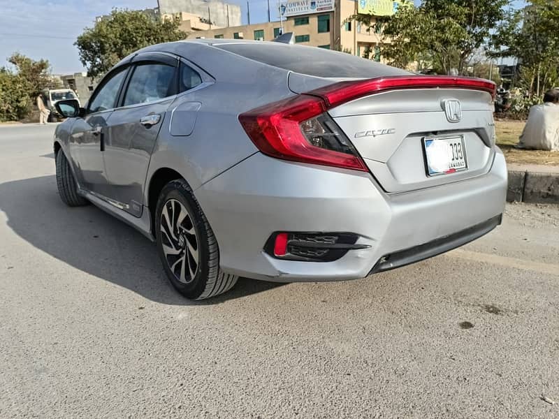 Honda Civic Oriel 1.8 Model 2017/18 2